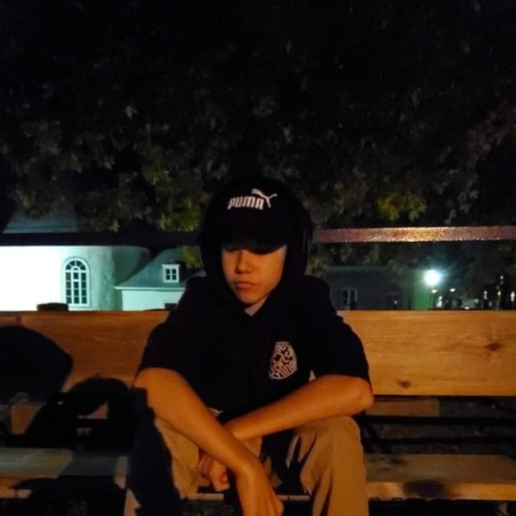 Meet your Posher, Michaël - Picture 1 of 1